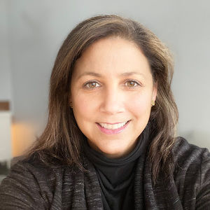 Meet your Posher, Claudia